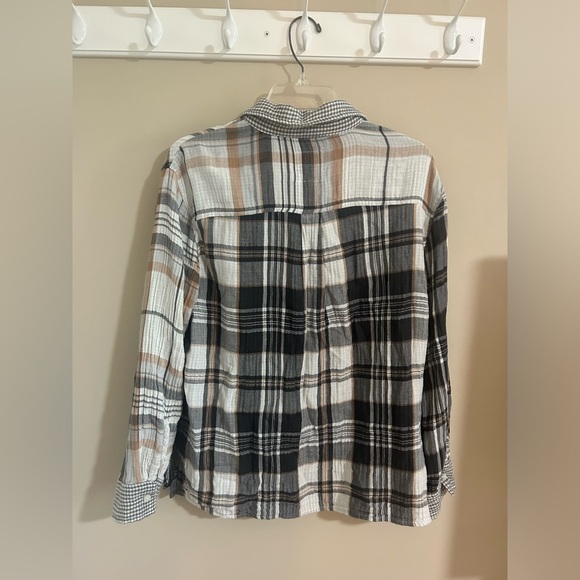 Aerie Grey and Tan Gauze Flannel Button Up - Picture 3 of 3